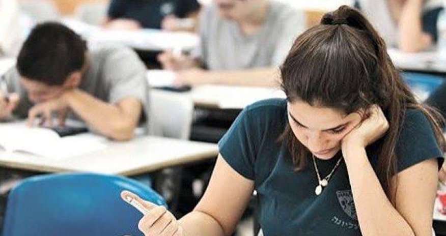 Orta ixtisas təhsili müəssisələrinə qəbul olunanların qeydiyyatı başlayır