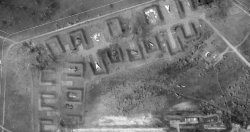 Зеленский сообщил об ударе по Крыму: уничтожен Су-24М