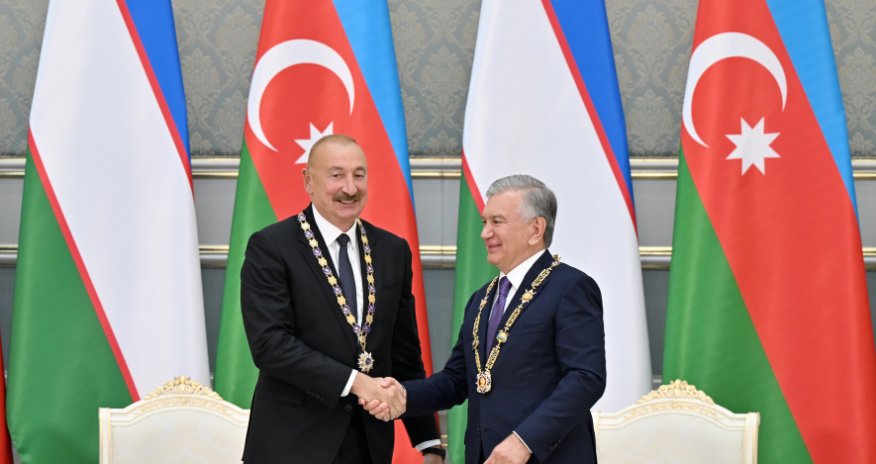 Daşkənddə Azərbaycan və Özbəkistan prezidentlərinin təltifolunma mərasimi keçirilib