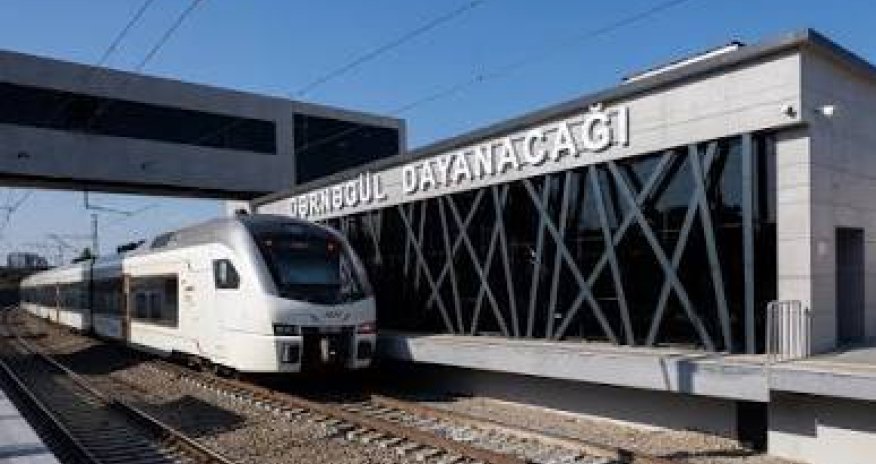 ADY: Şəhərətrafı qatarların hərəkət cədvəli yenilənir