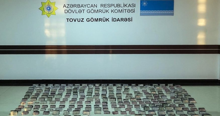 Qırmızı Körpüdə 43 836 ədəd bəyan edilməmiş dərman vasitəsi aşkarlanıb