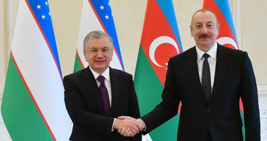 İlham Əliyev Şavkat Mirziyoyevi təbrik edib