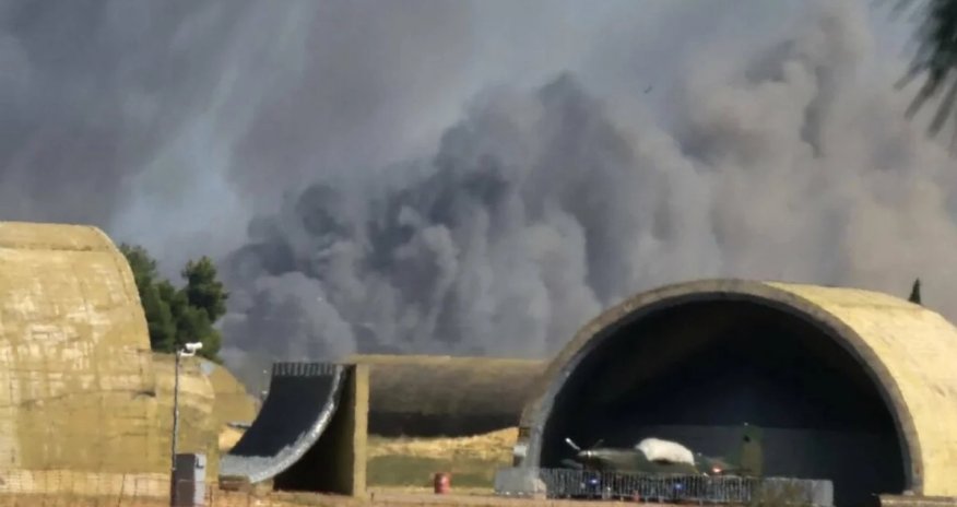 Yunanıstanda "F-4 Phantom" qırıcısı aviaşou zamanı qəzaya uğrayıb