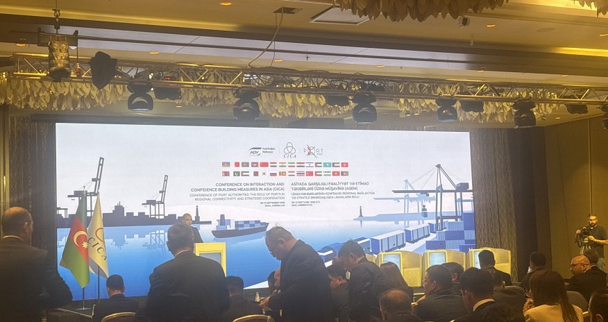 Bakı limanının konteyner aşırılma gücü 300 min TEU-ya çatdırılacaq