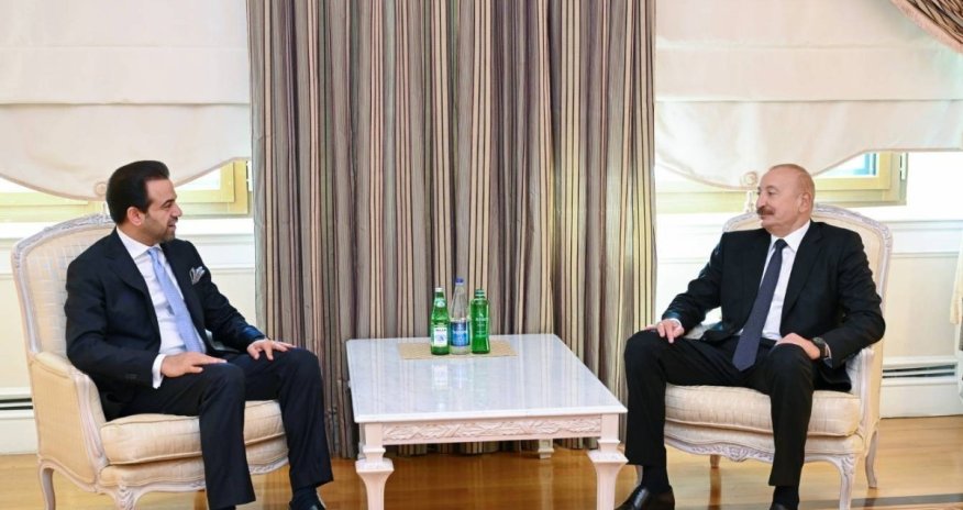 
Президент Ильхам Алиев принял генерального секретаря Совета мусульманских старейшин
