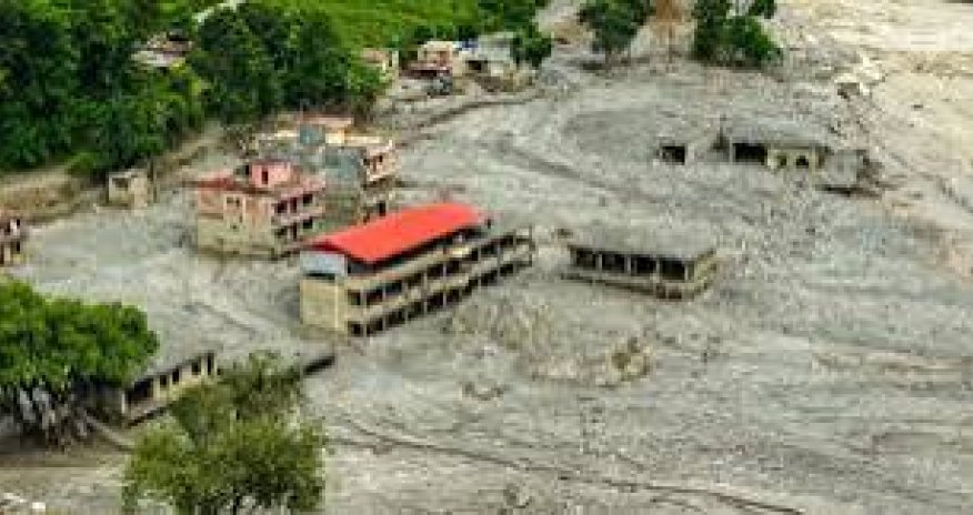 Nepalda torpaq sürüşməsi və daşqınlarda ölənlərin sayı 1 403-ə çatıb