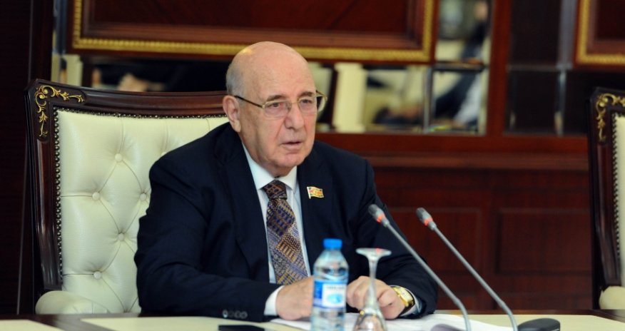 Əmiraslanov: Ambulator xəstələrin dərman təminatının tibbi sığortaya daxil edilməsi gözlənilir