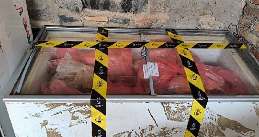 Gəncədə antisanitar şəraitdə dönər əti hazırlayan sexin fəaliyyəti dayandırılıb