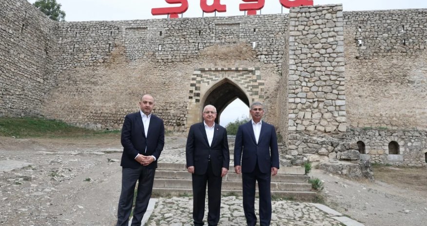 Azərbaycan, Türkiyə və Gürcüstanın müdafiə nazirləri Şuşada bir araya gəlib