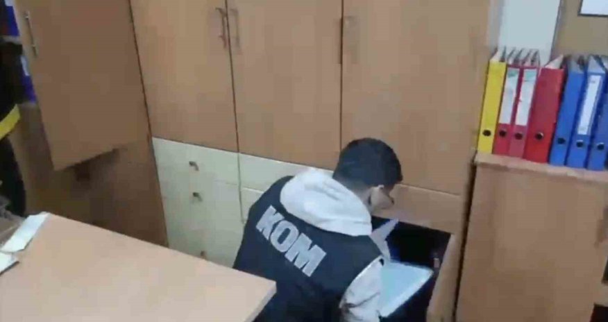 В Турции по делам о налоговом мошенничестве на 31 млрд лир задержали свыше 50 человек