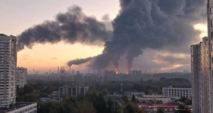 Минобороны: Украина вывела из строя половину НПЗ России