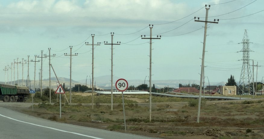 
Yağışla əlaqədar yollarda endirilən sürət həddi bərpa edilib