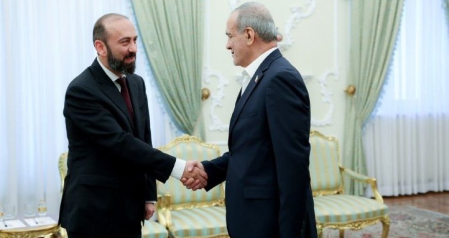 Pezeşkian və Mirzoyan TRIPP layihəsini müzakirə edib
