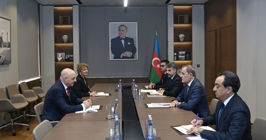 Ceyhun Bayramov Gürcüstanın Azərbaycana yeni təyin olunmuş səfirini qəbul edib