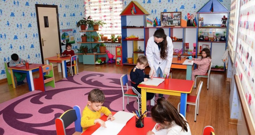 Qalmaqallarla gündəmə gələn 98 saylı bağçanın direktoru işdən çıxarıldı