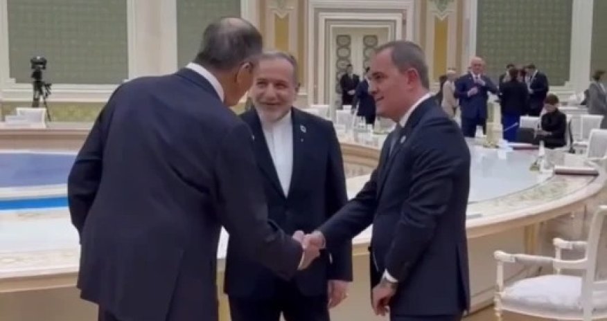 Bayramov, Lavrov və Əraqçi MDB sammitindən əvvəl qısa söhbət ediblər