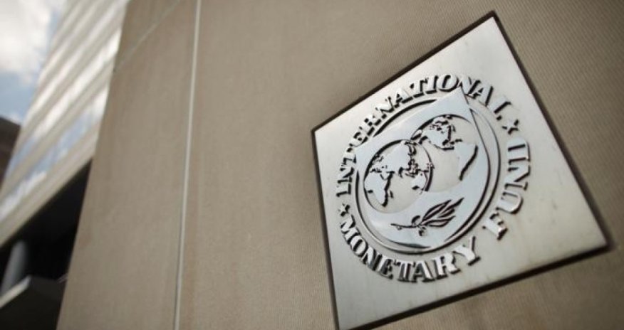 МВФ понизил прогноз роста экономики Азербайджана
