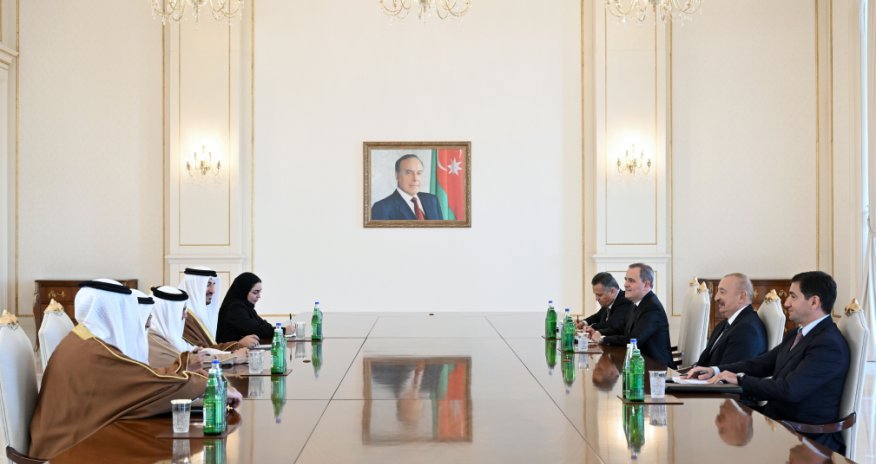 Prezident Bəhreynin xarici işlər nazirini qəbul edib