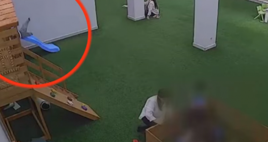 Sumqayıtda bağçada yıxılan azyaşlının qolu qırılıb -Video