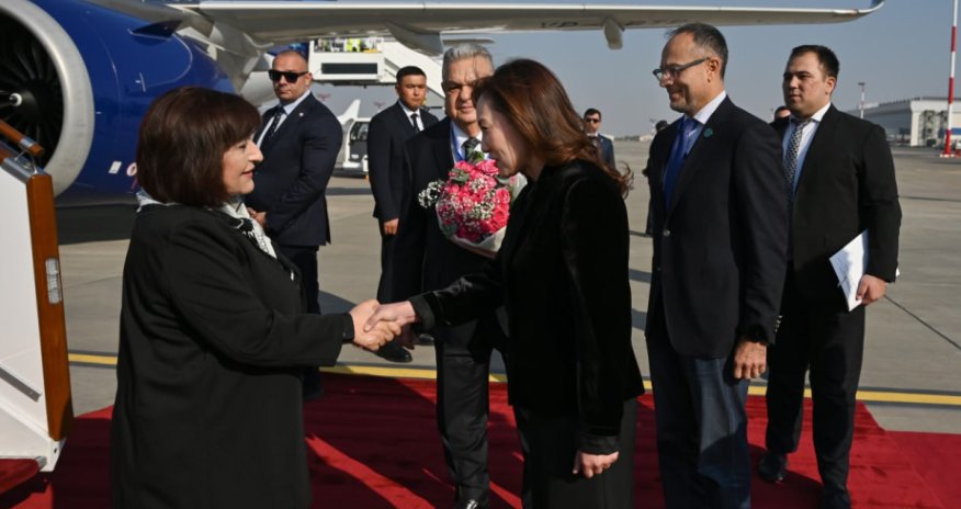 Sahibə Qafarova Qırğız Respublikasında səfərdədir