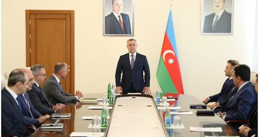 Nazir təyin olunan Anar Bayramov kollektivə təqdim edilib