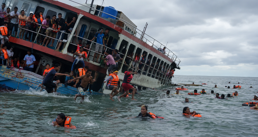 Commercial Vessel Sinks off Romanian Coast with Three Azerbaijani Nationals on Board