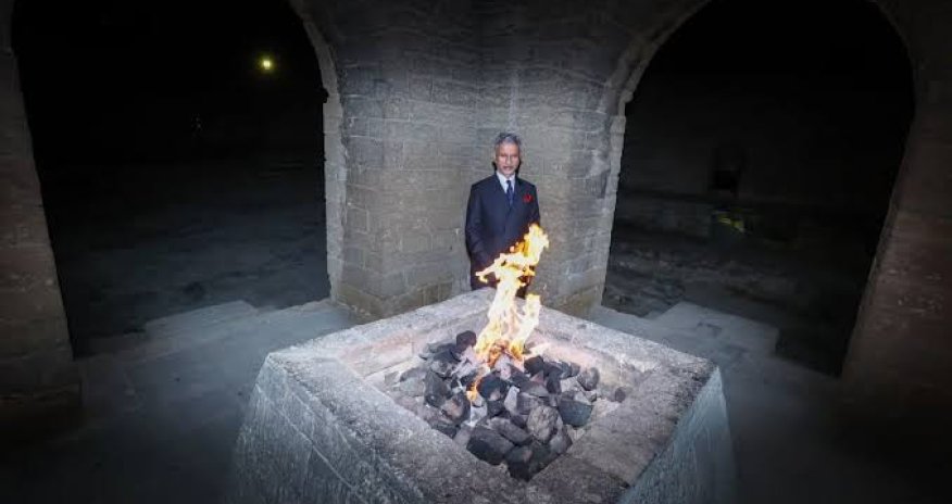 Hindistanın xarici işlər naziri Atəşgah məbədini ziyarət edib