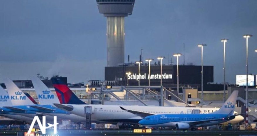 Niderlandda güclü fırtınaya görə 40-dan çox aviareys ləğv edilib