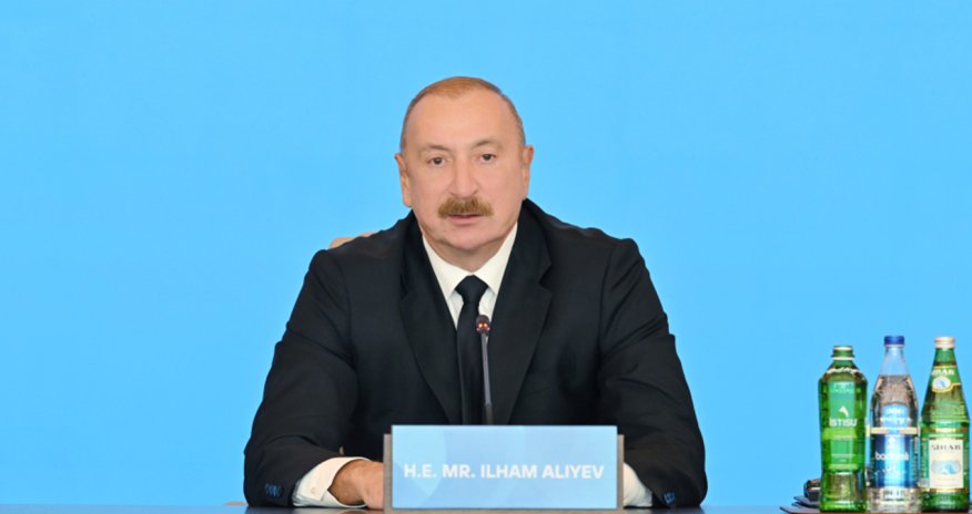Prezident Forumda çıxış edir
