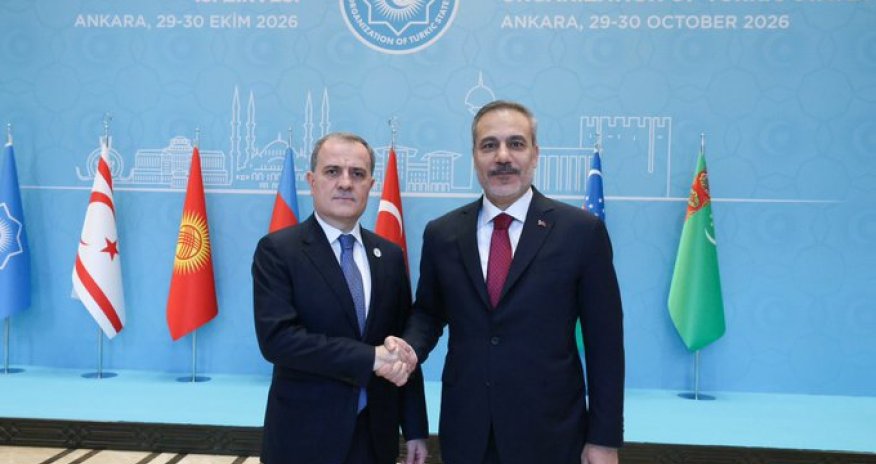 
Ceyhun Bayramov Hakan Fidanla görüşüb